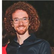 Laureato in Ingegneria (Roma La Sapienza) e diplomato al Liceo Classico offre lezioni di aiuto compiti